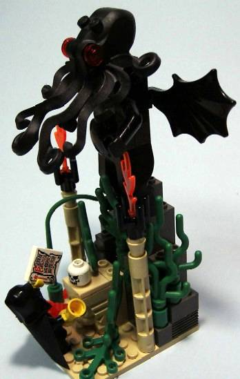 Illustration for article titled These Cthulhu LEGO sets will drive you insane with little plastic bricks